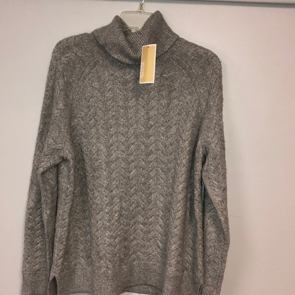 Michael Kors sweater size Large - Picture 3 of 13